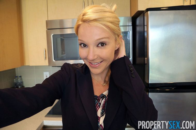 Milf Realtor - Hot Southern Milf Real Estate Agent Gets Creampie - Milf ...